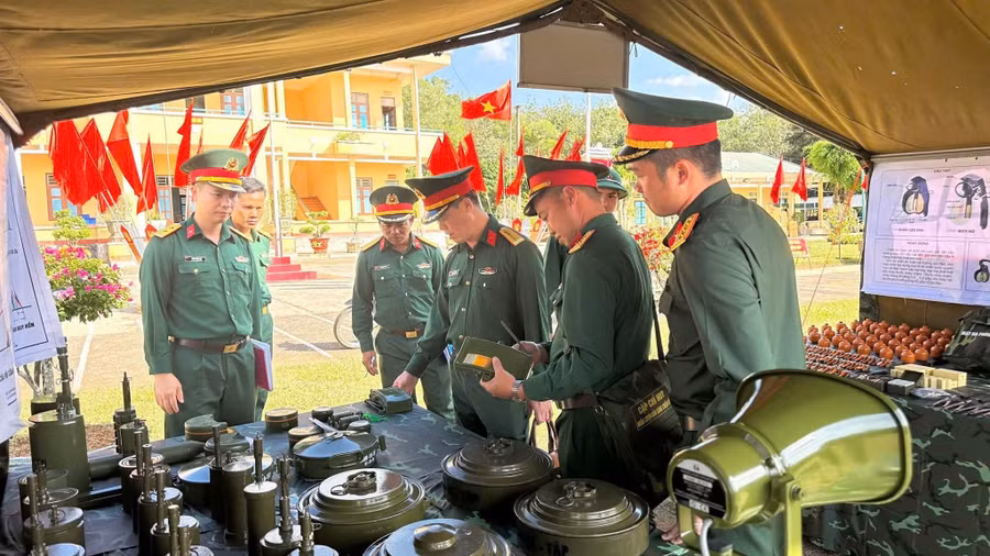 bo-chqs-tinh-kiem-tra-cong-tac-san-sang-chien-dau-bao-ve-dai-hoi-xiv-cua-dang.jpg