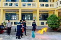 Tập huấn kỹ năng phòng cháy, chữa cháy cho hơn 1.700 học sinh Trường Tiểu học Nguyễn Văn Trỗi