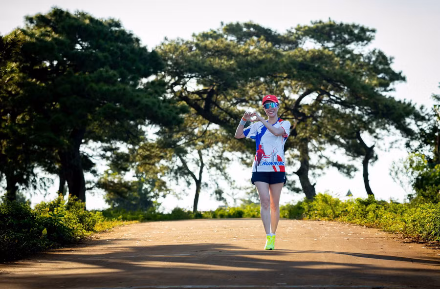 Các VĐV sẽ chạy qua rừng thông già tuyệt đẹp. Ảnh: Thanh Tuấn