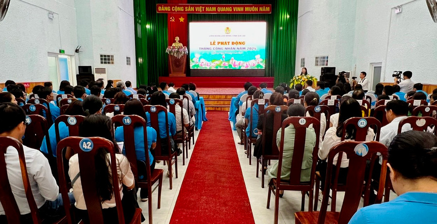 Quang cảnh cảnh lễ phát động. Ảnh: Đinh Yến Quang cảnh cảnh lễ phát động. Ảnh: Đinh Yến