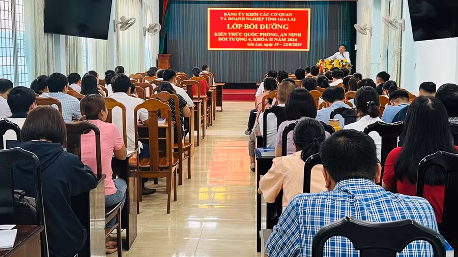 Quang cảnh lớp bồi dưỡng. Ảnh: Đinh Yến