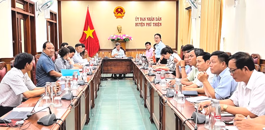 Toàn cảnh buổi giám sát. Ảnh: Đinh Yến