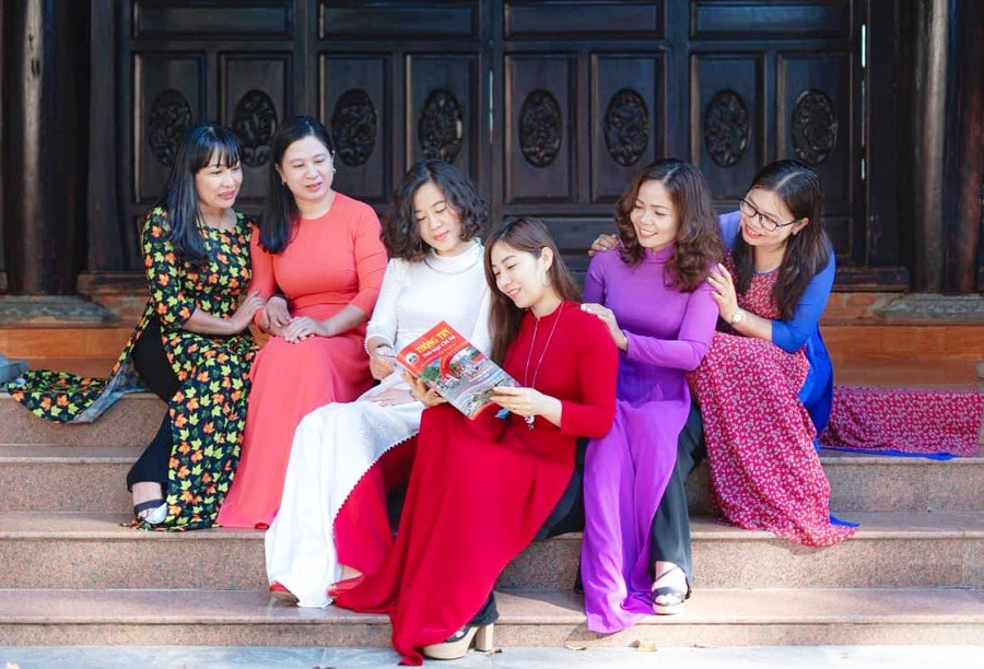 Nữ đoàn viên, CNVCLĐ trong tỉnh Gia Lai hưởng ứng &quot;Tuần lễ áo dài&quot;. Ảnh: Mỹ Lệ