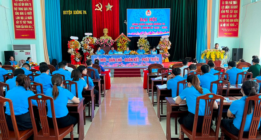 Toàn cảnh Đại hội Công đoàn huyện Krông Pa lần thứ X, nhiệm kỳ 2023-2028. Ảnh: Đinh Yến Toàn cảnh Đại hội Công đoàn huyện Krông Pa lần thứ X, nhiệm kỳ 2023-2028. Ảnh: Đinh Yến