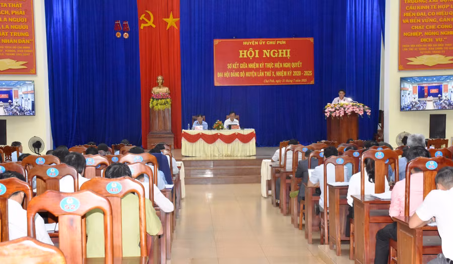 Toàn cảnh hội nghị. Ảnh: Đinh Yến