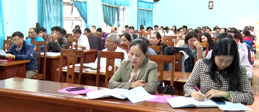 Đại biểu tham gia hội nghị tập huấn. Ảnh: Thanh Tịnh Đại biểu tham gia hội nghị tập huấn. Ảnh: Thanh Tịnh