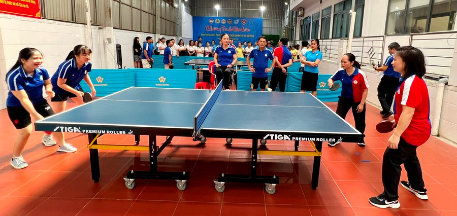 Các đơn vị trong Khối tổ chức chương trình giao lưu văn hóa, thể thao. Ảnh: Đinh Yến Các đơn vị trong Khối tổ chức chương trình giao lưu văn hóa, thể thao. Ảnh: Đinh Yến