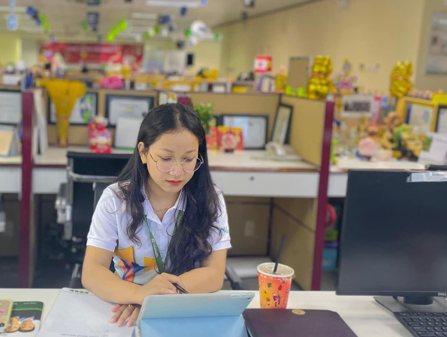 Đắn đo về quản lý chi tiêu khiến nhiều bạn trẻ mệt mỏi. Ảnh: Trân Trân Đắn đo về quản lý chi tiêu khiến nhiều bạn trẻ mệt mỏi. Ảnh: Trân Trân