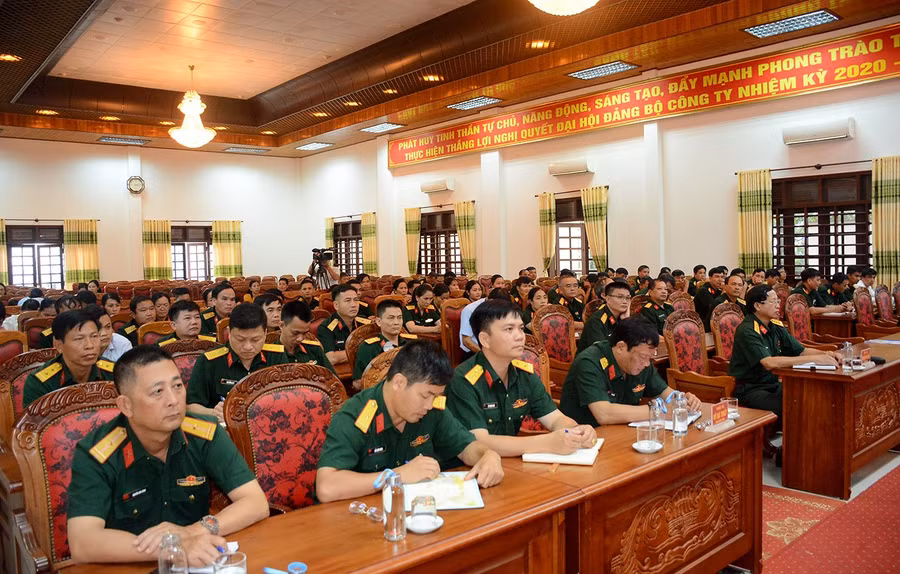 Quang cảnh lớp bồi dưỡng kiến thức dân tộc. Ảnh: Đinh Yến Quang cảnh lớp bồi dưỡng kiến thức dân tộc. Ảnh: Đinh Yến