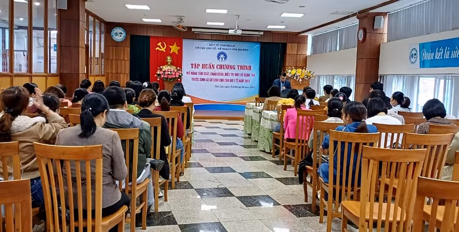 Quang cảnh lớp tập huấn. Ảnh: Đinh Yến