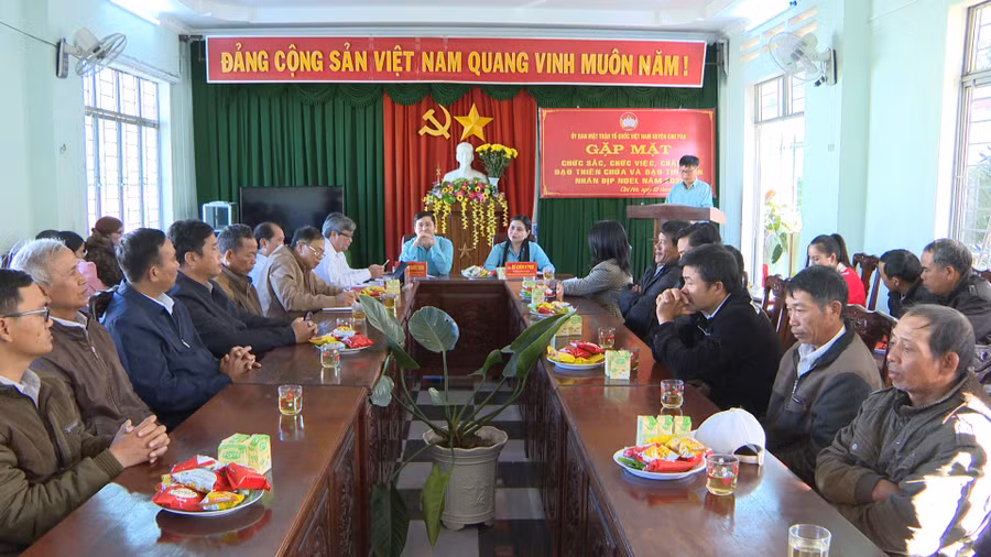 Toàn cảnh buổi gặp mặt. Ảnh: Đinh Yến Toàn cảnh buổi gặp mặt. Ảnh: Đinh Yến