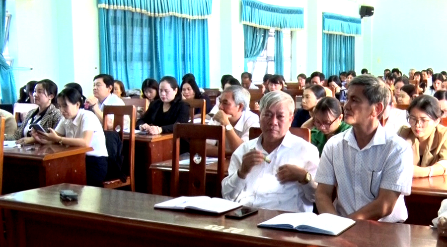 Quang cảnh lớp tập huấn. Ảnh: Đinh Yến Quang cảnh lớp tập huấn. Ảnh: Đinh Yến