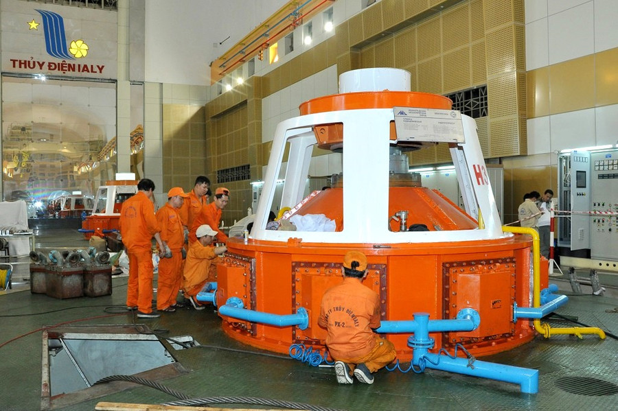 Tổ máy H3 Nhà máy Thủy điện Ialy trong đợt sửa chữa thanh dẫn Stator máy phát. Ảnh. Tiến Đông