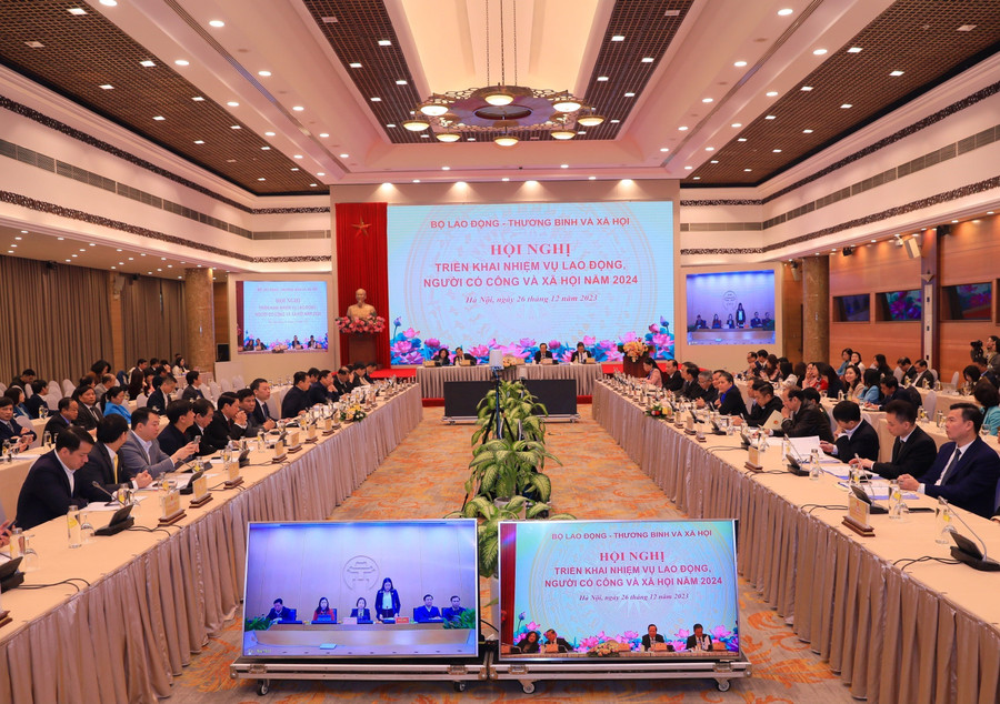 Toàn cảnh hội nghị tại điểm cầu Hà Nội. Ảnh: Bộ Lao động-Thương binh và Xã hội Toàn cảnh hội nghị tại điểm cầu Hà Nội. Ảnh: Bộ Lao động-Thương binh và Xã hội