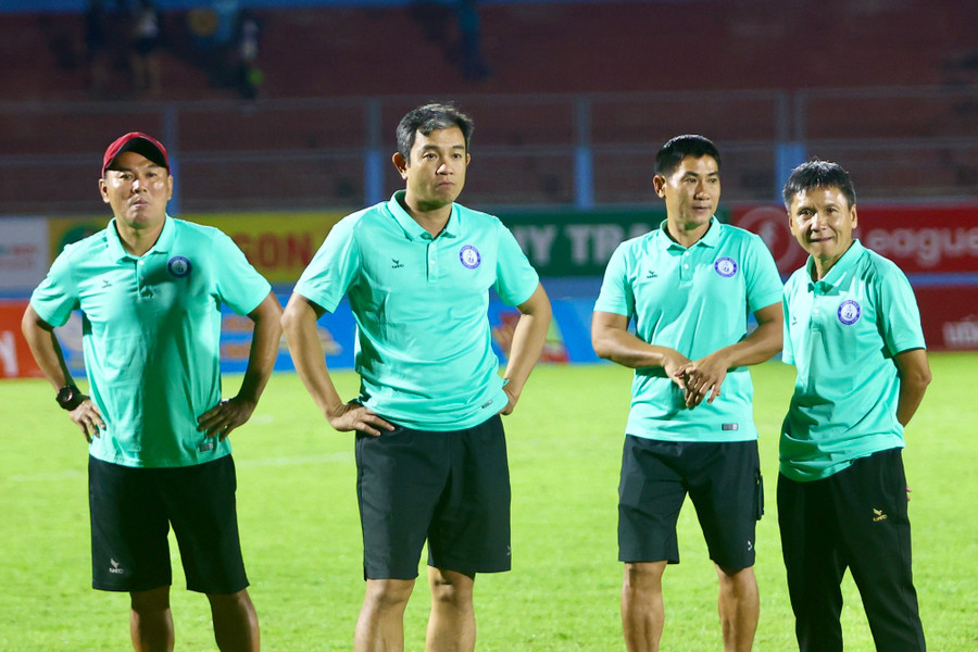 Bóng đá Khánh Hòa đứng trước cuộc thay máu Bóng đá Khánh Hòa đứng trước cuộc thay máu