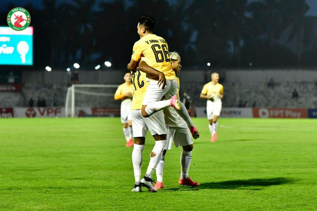 Niềm vui chiến thắng của các cầu thủ CLB Bình Định. Ảnh: CLB BÌNH ĐỊNH