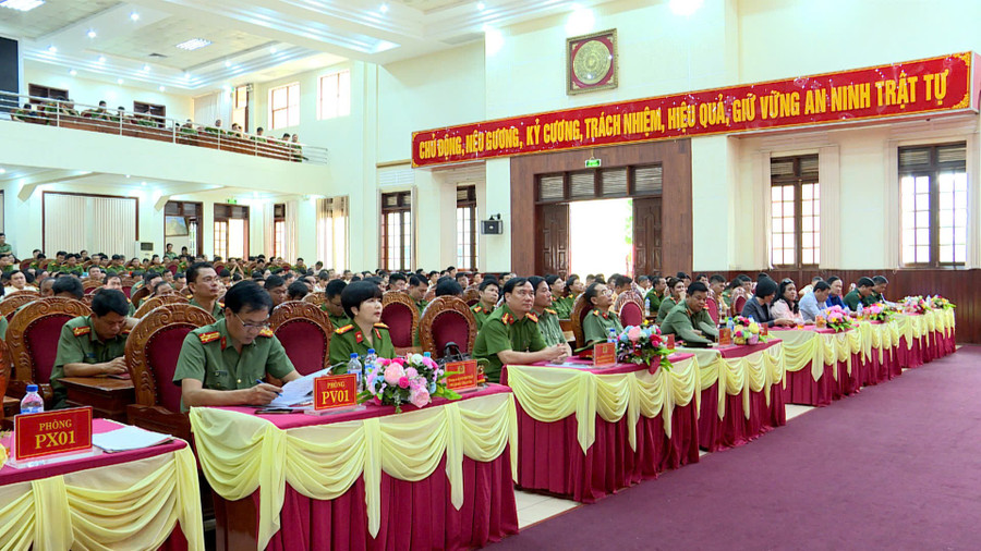ប្រតិភូចូលរួមសន្និសីទ។ រូបថត៖ ហ៊ុយ ទួន cac-dai-bieu-tham-du-hoi-nghi.jpg