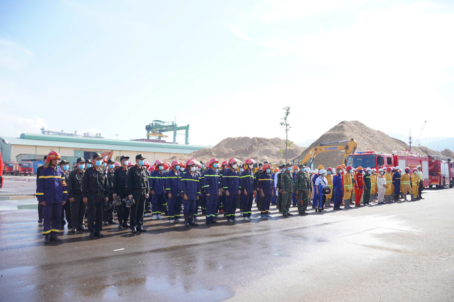 Các lực lượng tham gia diễn tập. Ảnh: Đoàn Bình anh-1.jpg