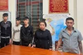 "Chị đại" Huệ (thứ 2 từ phải qua) cùng đồng bọn đã bị bắt giữ. Ảnh: Duy Hải