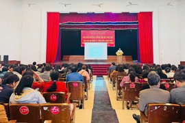 953 cán bộ, giáo viên, nhân viên phường Pleiku tham gia lớp bồi dưỡng chính trị hè