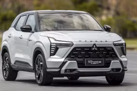 Mitsubishi Xforce HEV ra mắt tại Thái Lan, giá từ 678 triệu đồng, khách Việt ngóng chờ