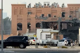 Tòa nhà bị hư hại sau cuộc tấn công của Israel nhằm vào các nhà lãnh đạo Hamas ở Qatar. Ảnh: Reuters