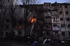 Ukraine lên kế hoạch tấn công sâu, Nga duy trì chiến lược “vừa đánh vừa đàm”