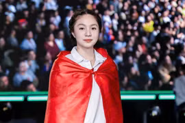 Nữ võ sĩ 18 tuổi và hành trình chinh phục giải thưởng Ngô Mây