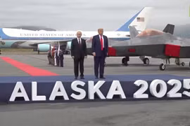 Từ lời nói trên bục họp báo đến những toan tính ngầm của Trump và Putin