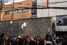 Biểu tình lan rộng ở Indonesia, cảnh báo an ninh cho công dân nước ngoài