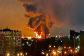Tập kích nhà máy lọc dầu Nga: Ukraine nhắm vào “túi tiền chiến tranh” của Moskva