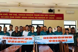 BIDV Bình Định hướng về người dân vùng lũ. Ảnh ĐVCC