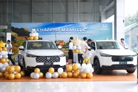 Tăng khuyến mãi, giảm lệ phí để đón đầu làn sóng mua xe ô tô