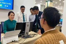 Mô hình đại lý dịch vụ công trực tuyến triển khai tại điểm giao dịch Trụ sở chính BIDV Gia Lai (112 Lê Lợi, phường Pleiku).