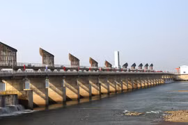 Đập dâng Phú Phong, xã Tây Sơn tổng mức đầu tư 738 tỷ đồng đã hoàn thành đưa vào sử dụng trong tháng 3 năm 2025. Ảnh: T.SỸ