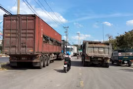 Lòng đường vào chung cư Lamer 1 và Lamer 2 đã bị chiếm dụng