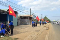 Tuổi trẻ phường An Phú xây dựng “Đường cờ Tổ quốc” chào mừng ngày bầu cử