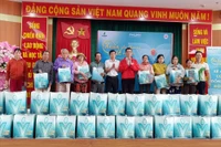 Tặng 550 suất quà Tết cho hộ nghèo, khó khăn tại tỉnh Gia Lai