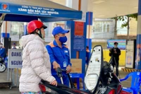 Hướng dẫn phương án bán lẻ xăng dầu số lượng lớn, đảm bảo nhu cầu sử dụng cho người dân