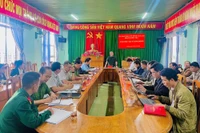 Phó Bí thư Tỉnh ủy Châu Ngọc Tuấn kiểm tra công tác chuẩn bị bầu cử tại xã Đak Rong