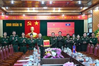 Đoàn cán bộ Bộ Quốc phòng Lào thăm, chúc Tết Binh đoàn 15