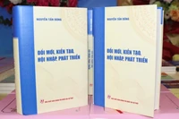 Nguyên Thủ tướng Nguyễn Tấn Dũng ra mắt sách "Đổi mới, kiến tạo, hội nhập, phát triển"