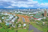 Điều chỉnh chủ trương đầu tư Dự án kè chống sạt lở suối Hội Phú