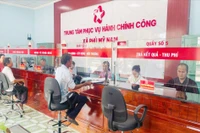 Trung tâm Phục vụ hành chính công xã Phù Mỹ Nam khẳng định không làm việc với người dân qua điện thoại hoặc mạng xã hội. Ảnh: V.T