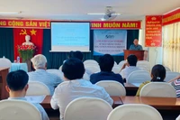 Quang cảnh lớp tập huấn chuyển giao kỹ thuật nuôi một số loài động vật thân mềm. Ảnh: T.N