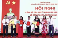 Báo và phát thanh, truyền hình Gia Lai công bố các quyết định về công tác tổ chức và cán bộ