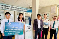 BIDV Chi nhánh Phố Núi bàn giao Kiosk y tế thông minh cho Trung tâm Y tế Chư Prông.