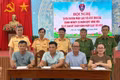 100 doanh nghiệp, cá nhân ký cam kết chấp hành trật tự, an toàn giao thông