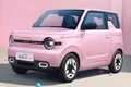 Ô tô điện mini có giá ngang xe tay ga, chạy 200 km mỗi lần sạc