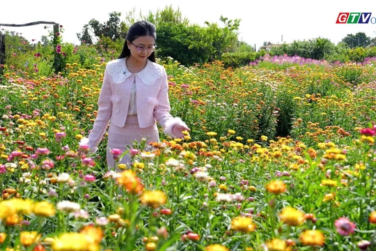 Lãng mạn cùng những loài hoa ở Vườn nhà Thóc